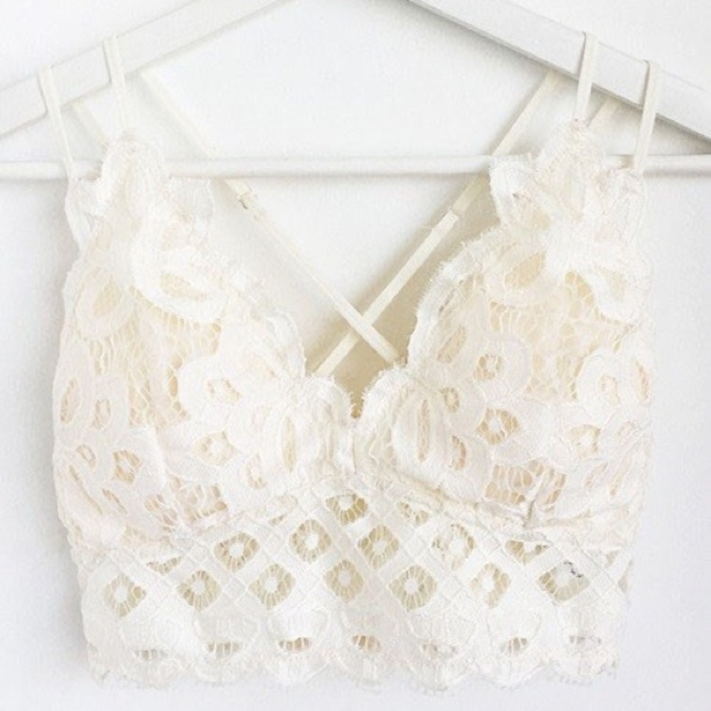 Boho Floral Anemone Off White Soft Lace Bralette - Picture 3 of 3
